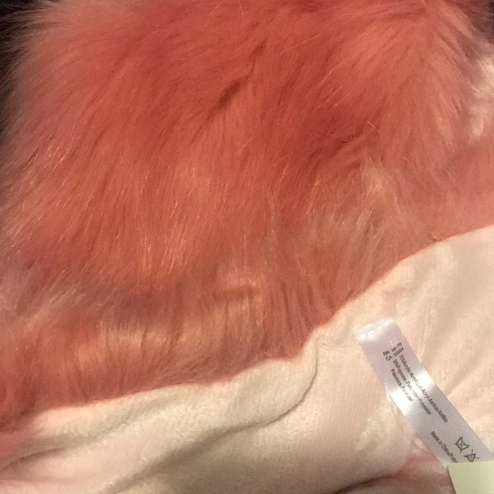 🆕NWT Urban Outfitters Faux Fur Ascot / Scarf - Picture 11 of 16